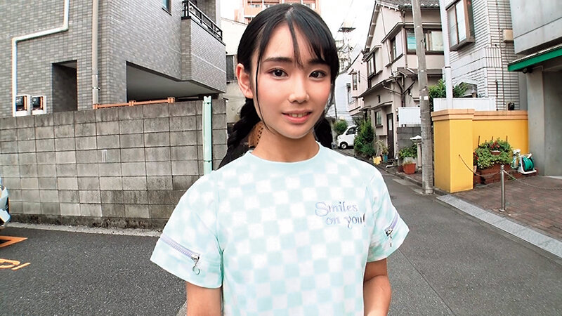 偶然声を掛けた女の子が可愛くて…尾行わいせつ・拉致強●オナニー・監●おもらし パイパン少●しおんちゃん 知花しおん - サンプル画像 - 1