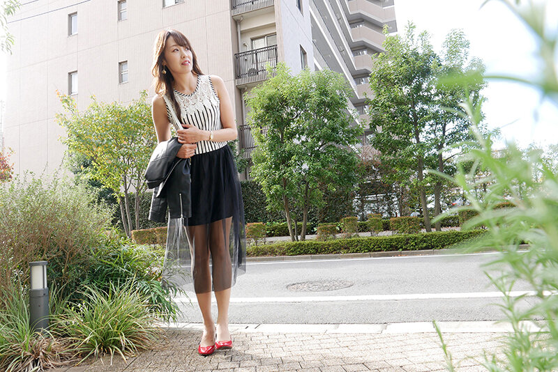 「立ちんぼ妻」 B級熟女 かすみ40歳 - サンプル画像 - 2