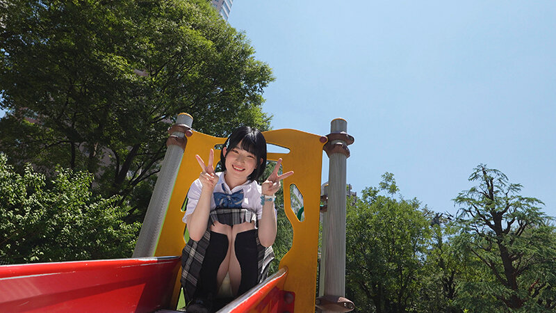 近所で見つけたパンチラ女子校生Rちゃんと失神キメセク遊び【素人投稿】 - サンプル画像 - 5