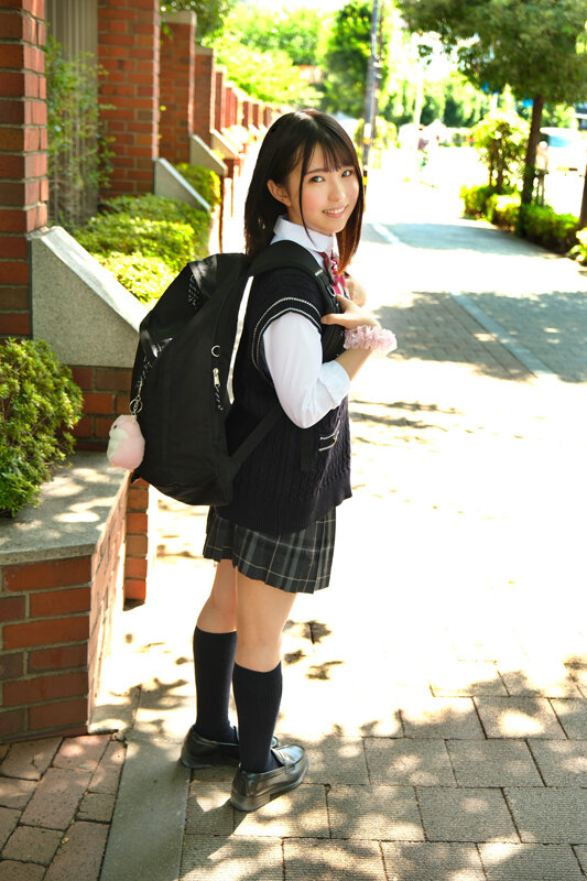 近所で見つけた女子校生Mちゃんと失神キメセク遊び【素人投稿】 - サンプル画像 - 1