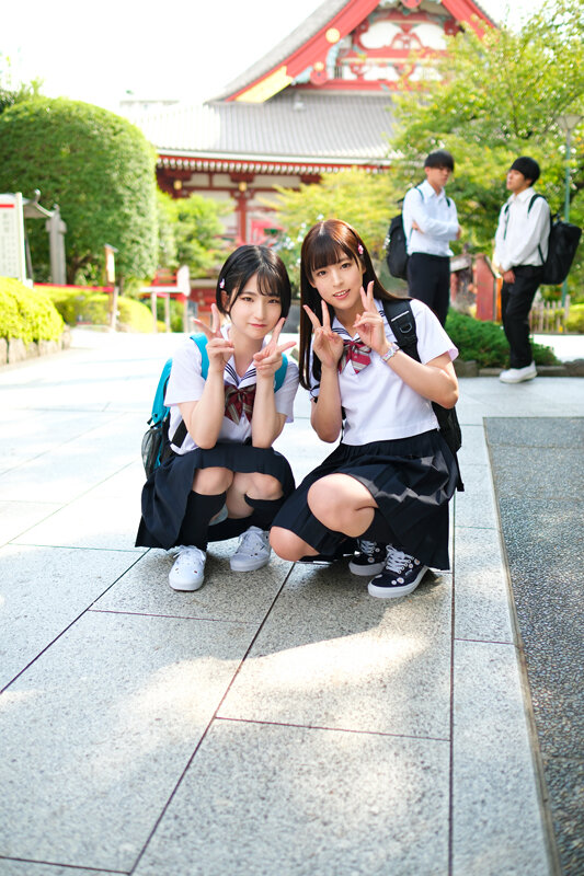たんぽぽ☆プレゼンツ！ド田舎から東京に修学旅行で来ていたイケてる女子校生とパコパコする物語 ちびとり♂＆らん♀編 - サンプル画像 - 2
