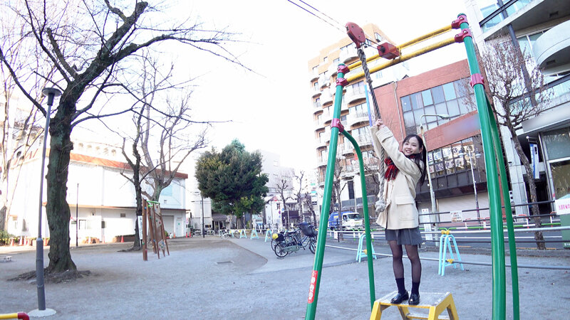 夏休み無毛ららちゃんと卑猥なごっくんプール教室 - サンプル画像 - 4