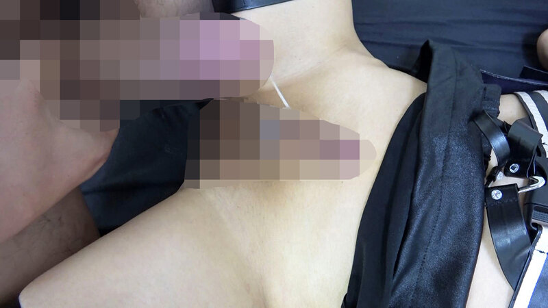 ドS女王様外見が美貌崩壊アへ顔ドM堕ち触られるだけで【ペニクリが黒光りフル勃起する超敏感男の娘】連続イラマえずき汁噴射＆イッてもやめない猛ピストンケツマ●コ結合部に追ザーメンぶっかけ5P乱交SEX - サンプル画像 - 10