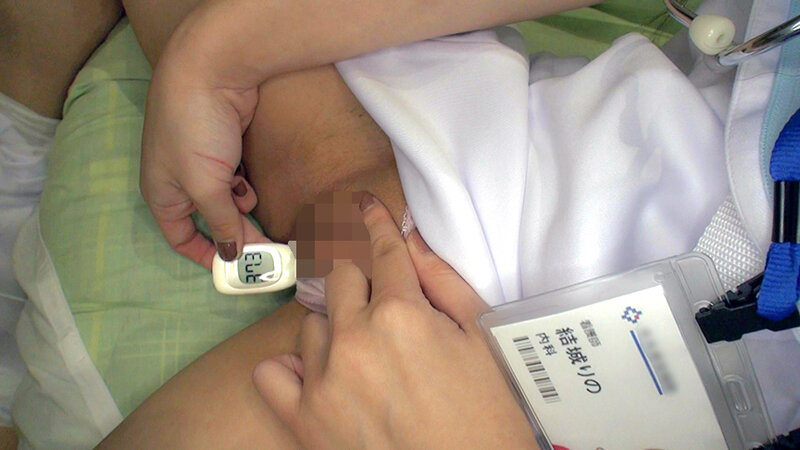 お下劣破廉恥動画で炎上中バカッター巨乳看護師りの ＃職場エロテロ撮影 ＃体液祭り ＃鬼騎乗位 ＃中出し - サンプル画像 - 4