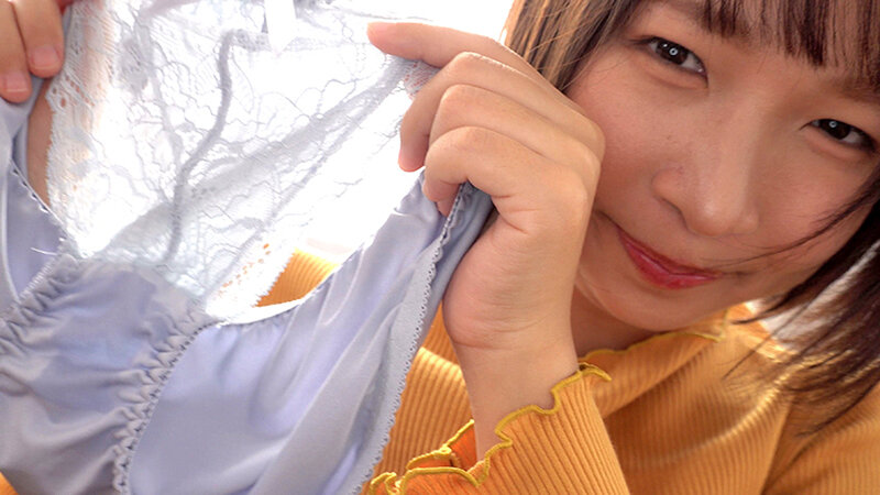 ムッツリスケベな素人娘限定！！男のフル勃起したチ●ポを10分間見せつけられ、パンティを濡らさなかったら賞金！ただし少しでも染みが付いてたら中出しSEX罰ゲーム！！ - サンプル画像 - 4