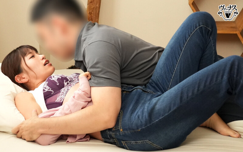 毎日オナニーする隣のエロい人妻に我慢の限界―。理性が吹き飛び欲情が止まらない濃密エクスタシー性交 新山麻由美 - サンプル画像 - 5