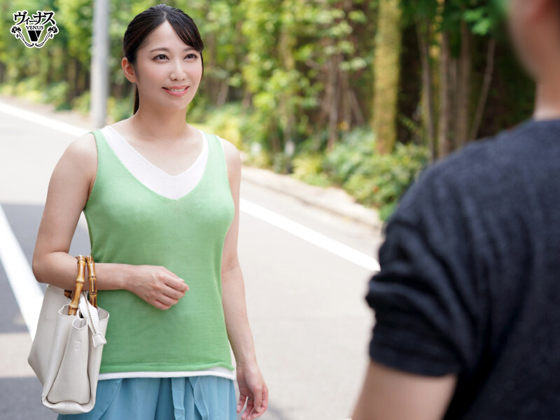 バイト先で働く美しい人妻を家に連れ込み中出しセックス 東ふうか - サンプル画像 - 3