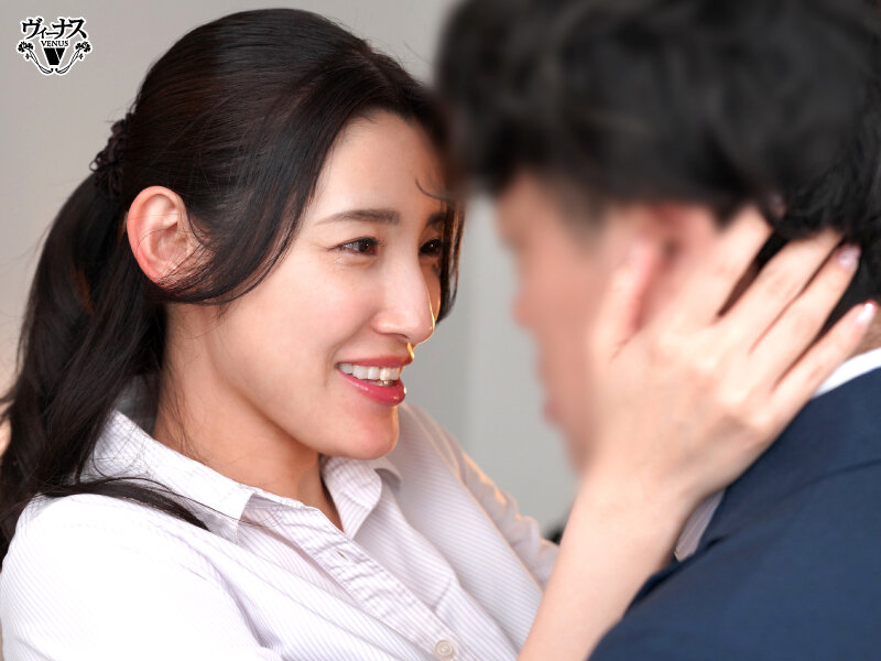 オフィスで2人きりになった瞬間にセックスする女上司と部下 森沢かな - サンプル画像 - 10