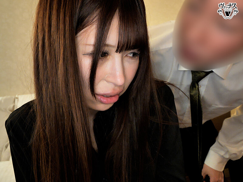 僕を童貞扱いしてバカにするモラハラ女上司を、猛烈な鬼ピストンで反省イキの絶頂と屈辱の連続アクメ 有岡みう - サンプル画像 - 6