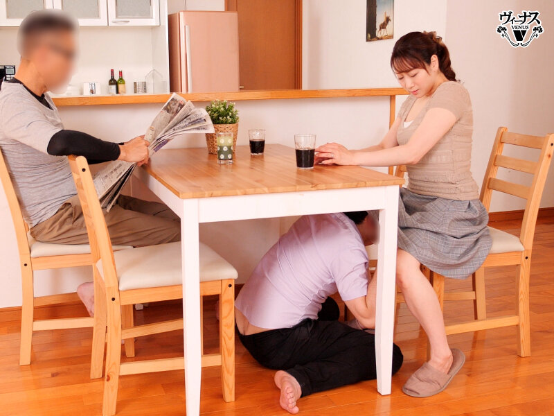 ロングスカート内クンニで発情した母親が即ハメ要求してくる激イキ中出し相姦 川上ゆう - サンプル画像 - 9