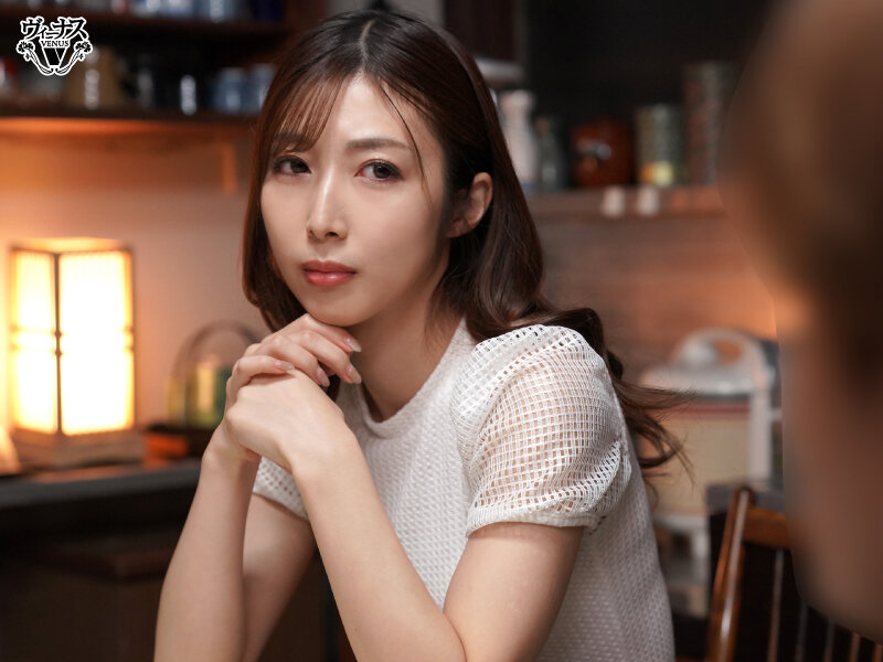 息子は煩悩まみれの肉食獣―。首絞め・イラマ・固定バイブで完全メス堕ちする母親 今井栞菜 - サンプル画像 - 4