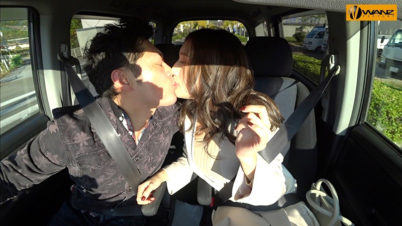 J-cup不倫妻 盗撮中出しの湯 JULIA - サンプル画像 - 1