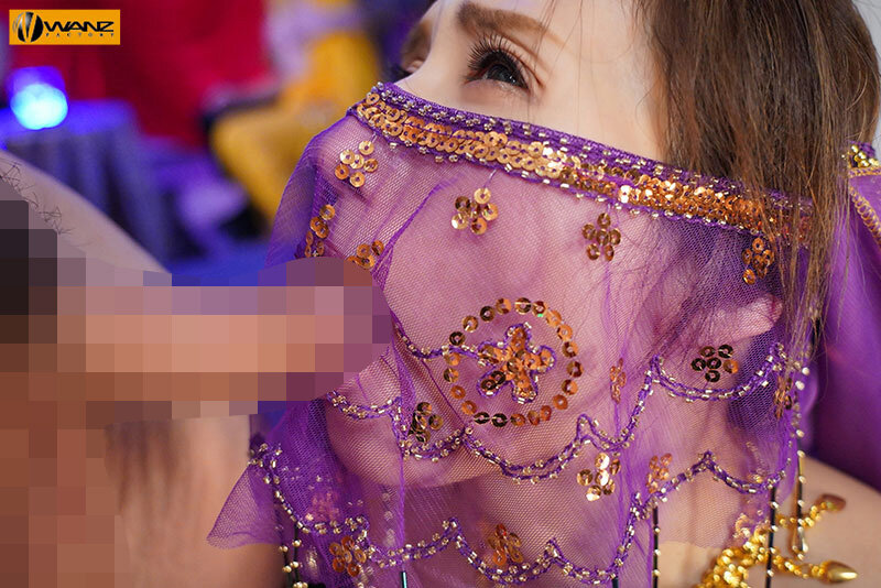 超厳しいツンツン女上司がセクキャバで働いていたのでこっそりフェベチオさせまくった JULIA - サンプル画像 - 3