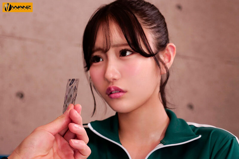 コンドームが破れてまさかの生ハメ！超加速するピストンで何度も中出し！ 鈴の家りん - サンプル画像 - 1