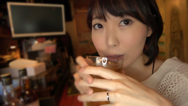 BAR不倫【酔いどれ人妻】即ハメSEXドキュメント！！ 01 - サンプル画像 - 20
