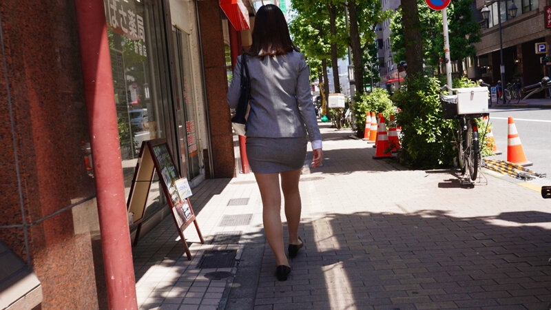 一人暮らしのOLを狙う鬼畜レ●プ集団自宅押込み中出し強●性交 被害者R，Oさん - サンプル画像 - 1