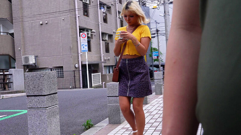 一人暮らしの女子大生を狙う鬼畜レ●プ集団自宅押込み中出し強●性交 被害者黒ギャルRちゃん - サンプル画像 - 1
