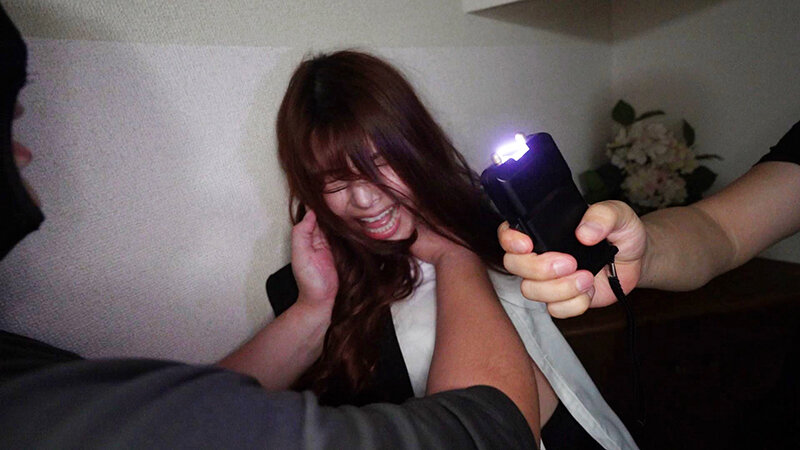 一人暮らしのOLを狙う鬼畜レ●プ集団自宅押込み中出し強●性交 被害者M.Kさん - サンプル画像 - 1