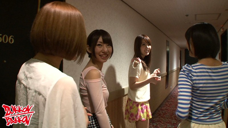 突撃潜入！！素人乱交サークル2 変態社会人と人気AV女優 - サンプル画像 - 2