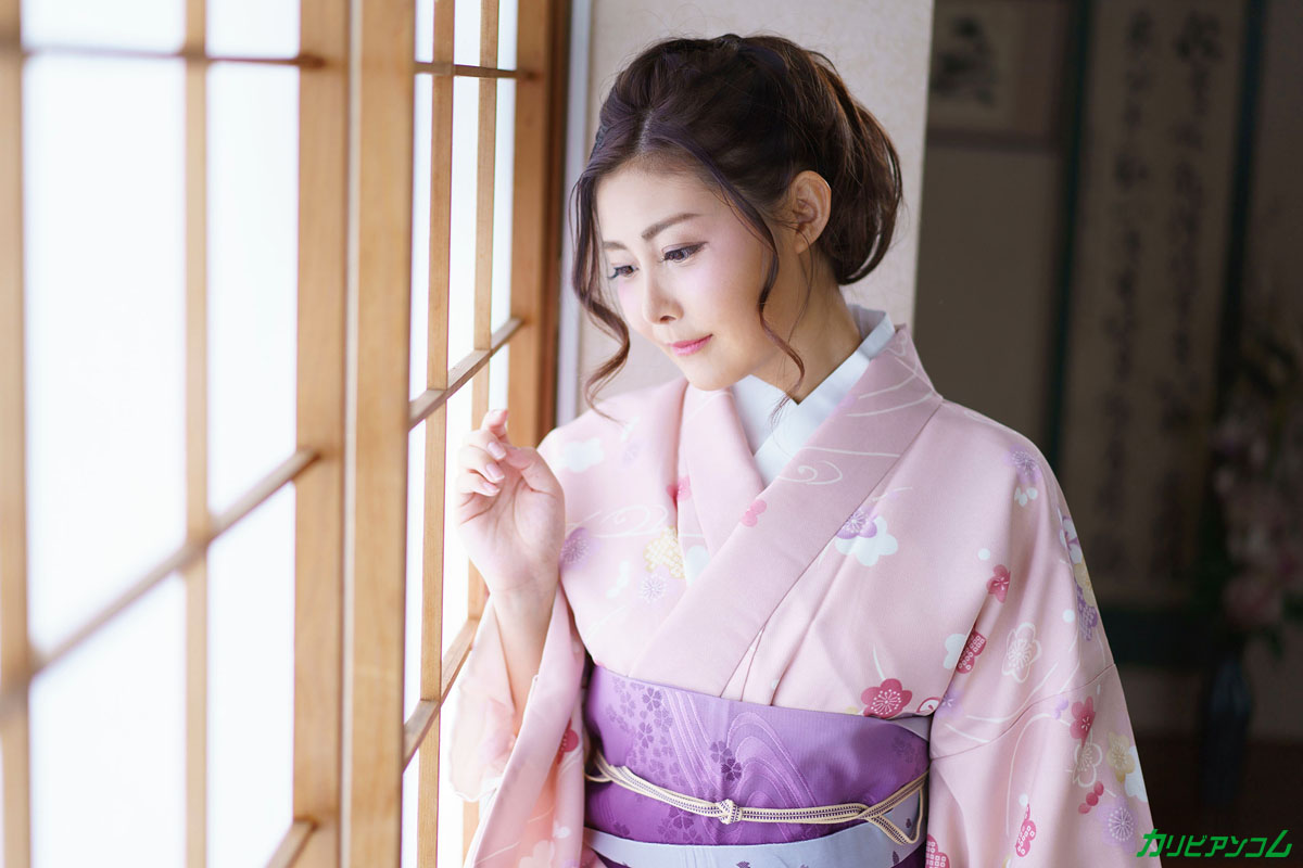 旅館の生き残りに賭ける美人女将 〜お客様には絶対後悔させません！〜 - サンプル画像 - 1