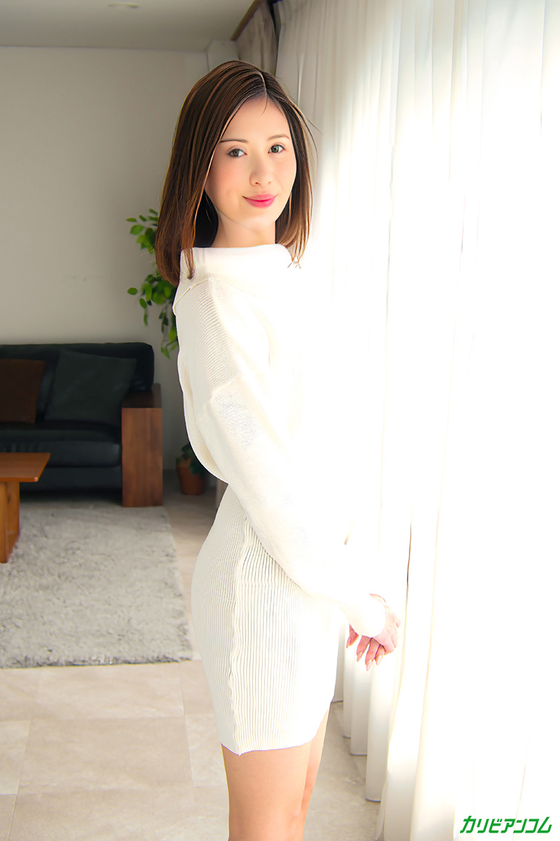 奔放な妖艶美魔女のおっぴろげセックス - サンプル画像 - 1