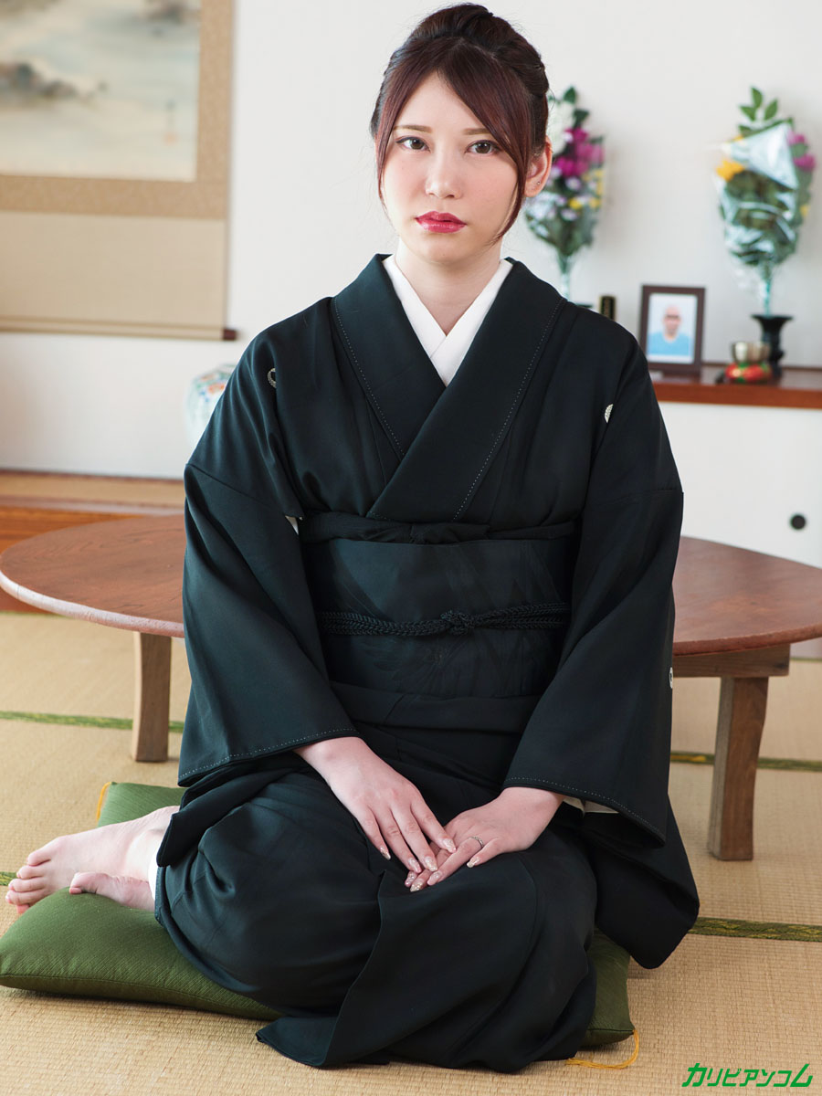 未亡人NTR ~夫の遺影の前で夫の弟の肉棒で慰められる~ - サンプル画像 - 3