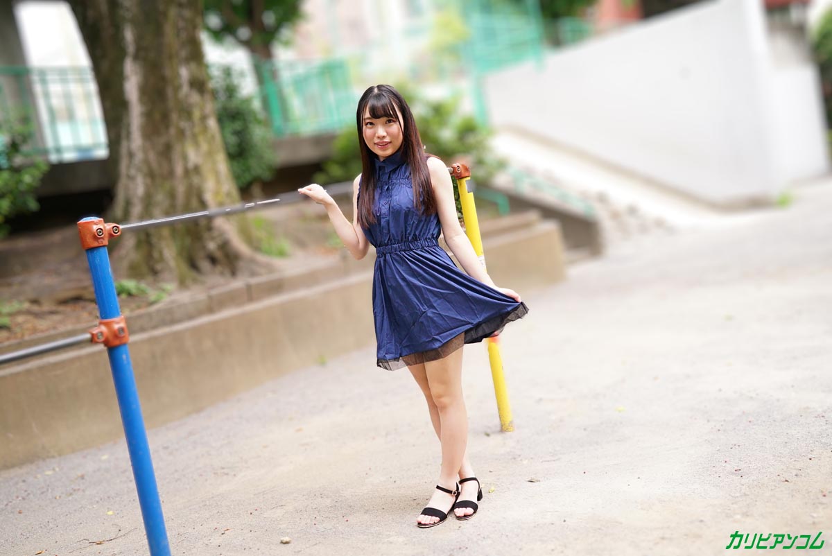 面接セックスを世に出しちゃおう！ 〜緊張した笑顔が可愛い女の子〜 - サンプル画像 - 1