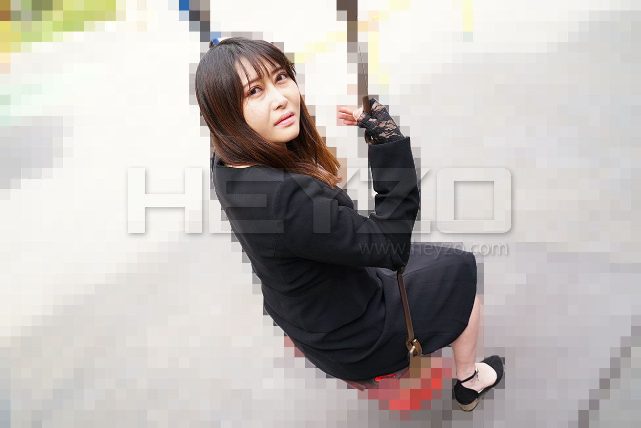 喪服でAV撮影にやってきた未亡人- 細田さなえ - サンプル画像 - 3