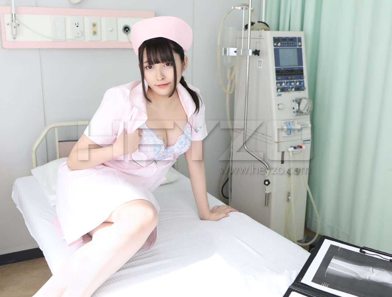 咥え上手な巨乳ナース～美女コレクションVol.103～- 衣吹かのん - サンプル画像 - 1